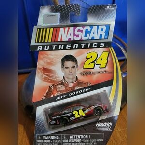 NASCAR Authentics Jeff Gordon #24 Diecast Car